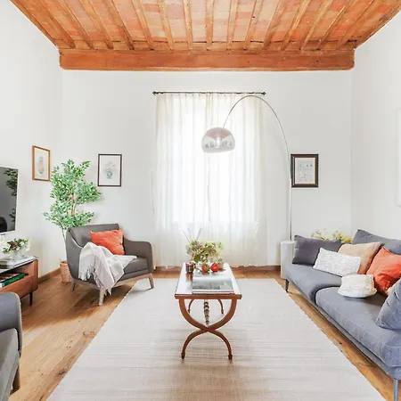 Apartment Lunavi House In *
